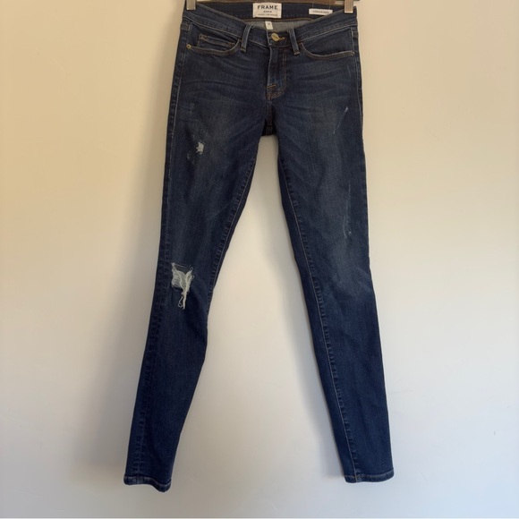 Frame Denim Le skinny de Jeanne in Larson Distressed Size: 25 - Picture 2 of 4